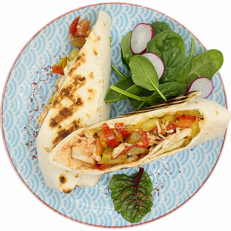 Бурито с курицей и овощами по-азиатски