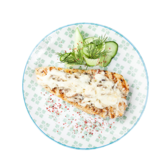 Куриная грудка с грибным жульеном