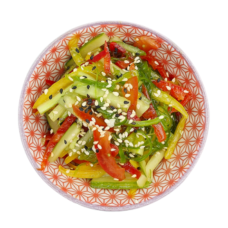 Салат "Чука" с овощами и зеленью