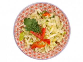 Салат из пекинской капусты с перцем