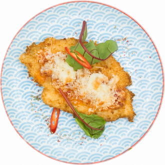 Шницель куриный с сусом чили с сыром