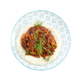 Говядина тушеная с овощами
