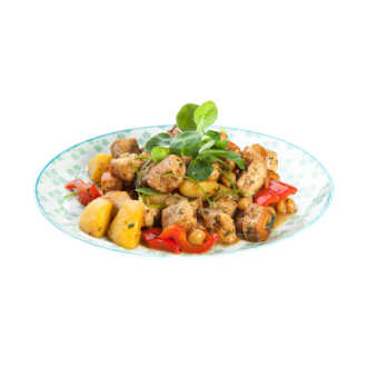 Свинина тушёная с нутом и овощами